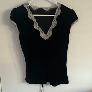 Vintage Gap Lace Trim Short Sleeve Top